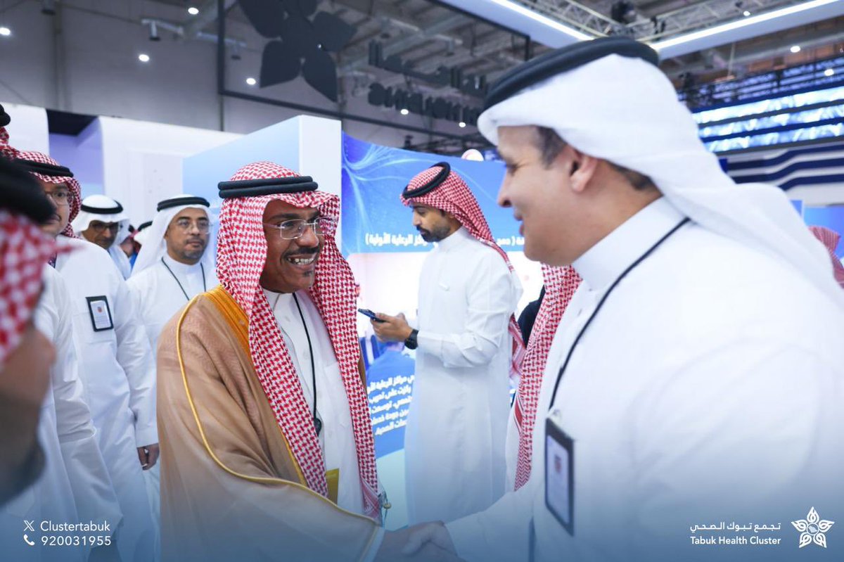 Clustertabuk's tweet photo. #صور | 📸 

زار الدكتور محمد بن خالد العبدالعالي مساعد وزير الصحة للخدمات الصحية، ركن #تجمع_تبوك_الصحي ضمن جناح #الصحة_القابضة في #ملتقى_الصحة_العالمي
#استثمر_في_الصحة
#بكم_نتميز https://t.co/eWQa8Lptfc