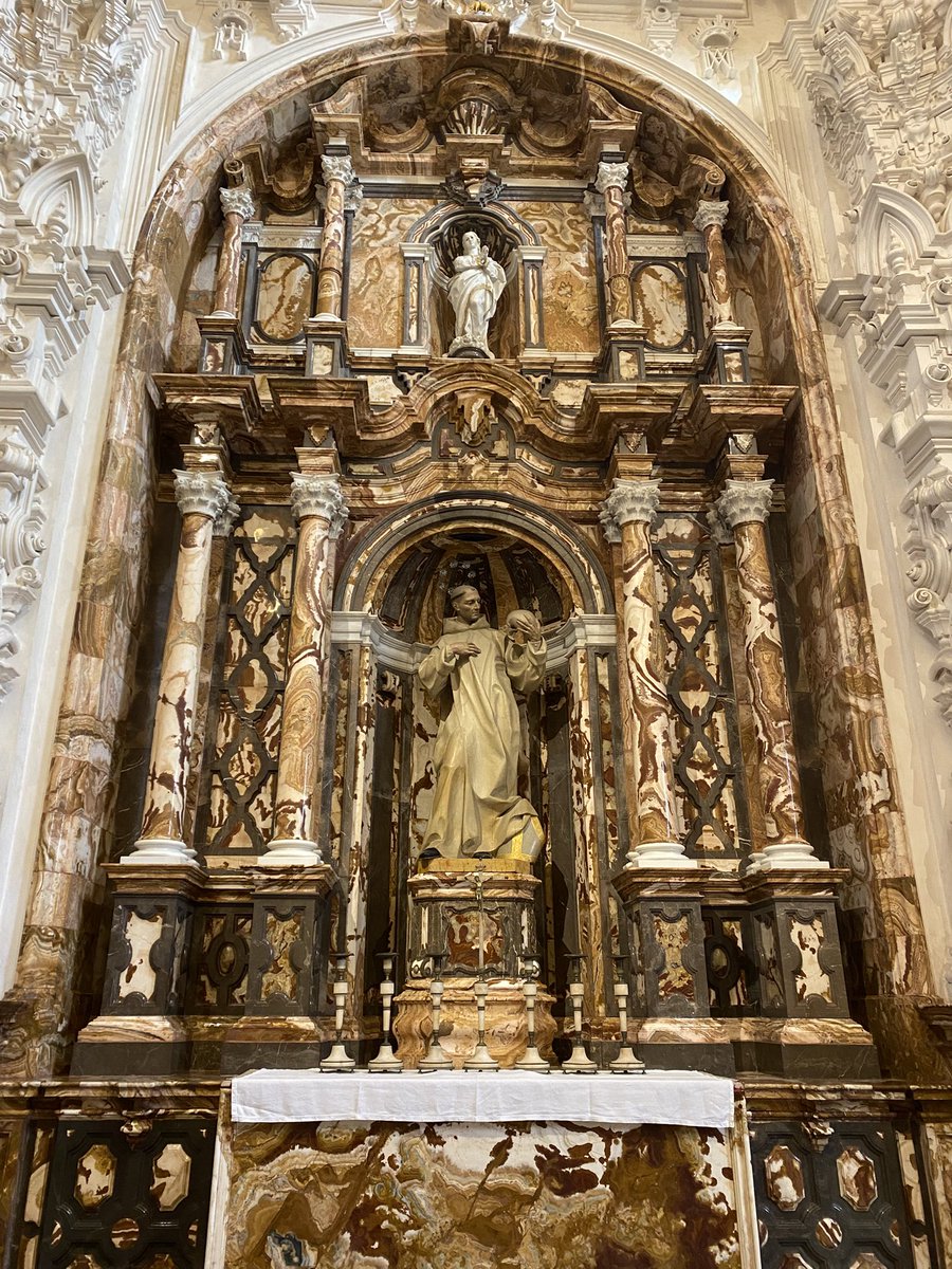 Que el monasterio de la Cartuja de Granada es una brutalidad no hay ni que decirlo.