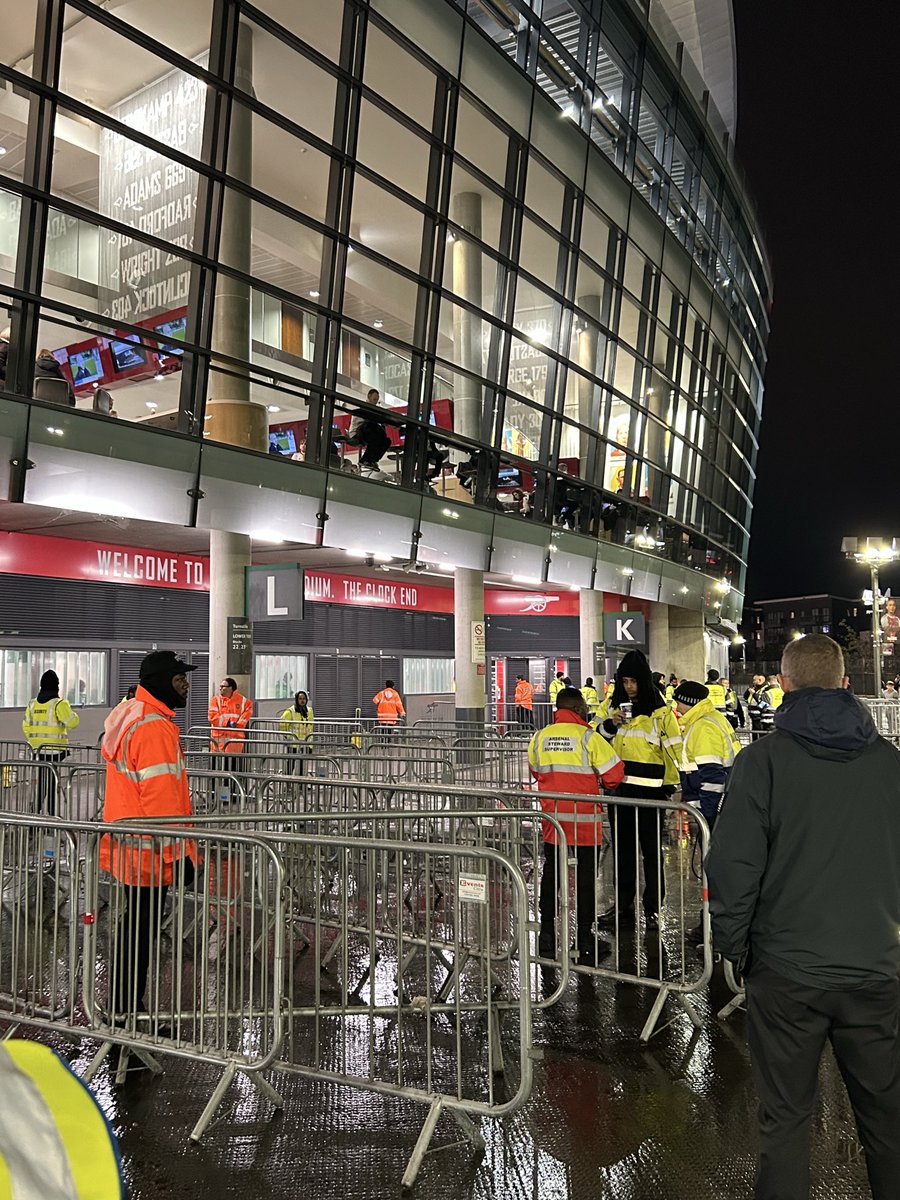 OfficialBHAHelp's tweet image. Turnstiles will opening shortly!

#BHAFC #AFC @ArsenalMatchday