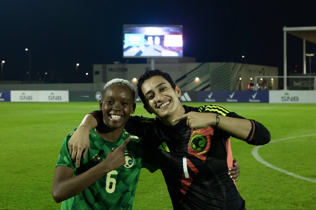 لـون الـفـرح .. 
أخـضــر 🇸🇦😍

#أخضر_السيدات