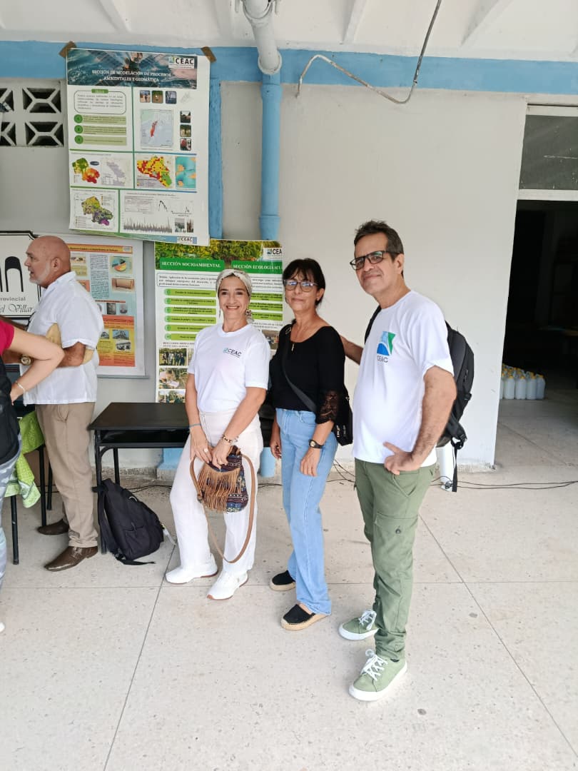 CEAC_Cuba's tweet photo. Investigadoras de #CEAC 🇨🇺 presentan resultados clave en sostenibilidad ambiental en Feria Expositiva de III Convención Científica Internacional de la Universidad de Cienfuegos 🔬, promoviendo el intercambio entre ciencia, innovación y sector productivo 🤝💡#Cuba #Cienfuegos https://t.co/S4ywsX2G6M