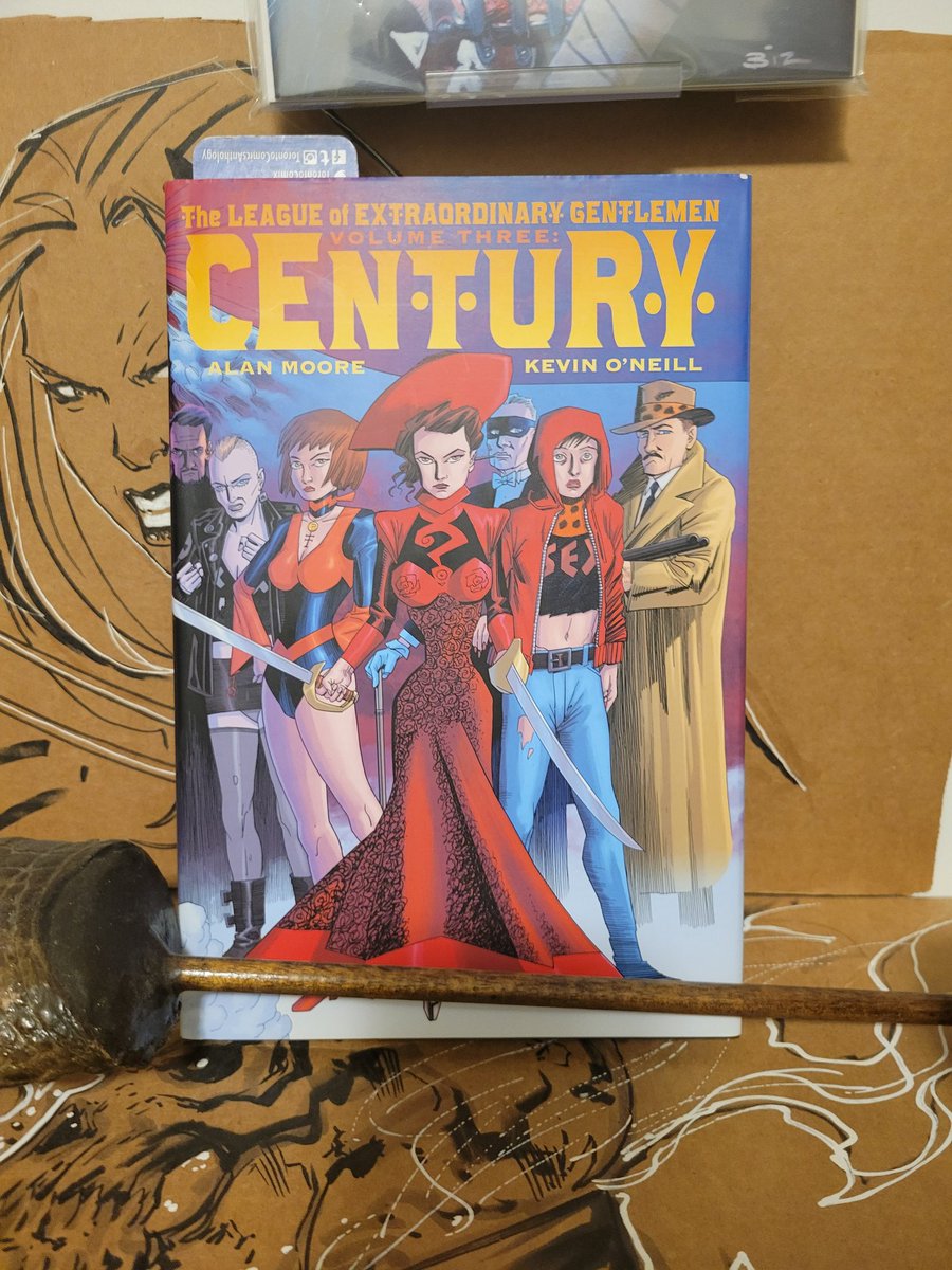 marc_goodfellow's tweet photo. Starting my second read through of Alan Moore's League of Extraordinary Gentlemen, Century.
#comics #LoEG https://t.co/Rz9QxhZBrE