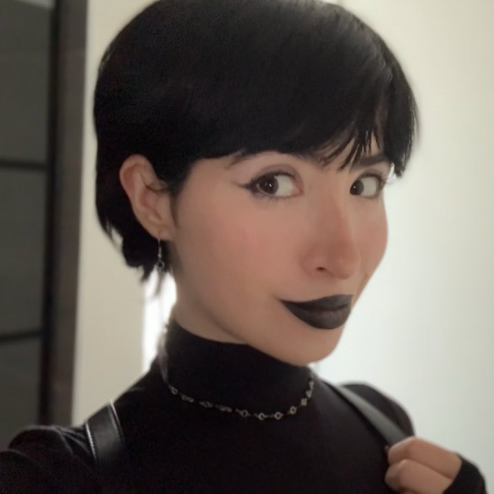 1 pic. (gothly) hey https://t.co/FRnIAss1M5