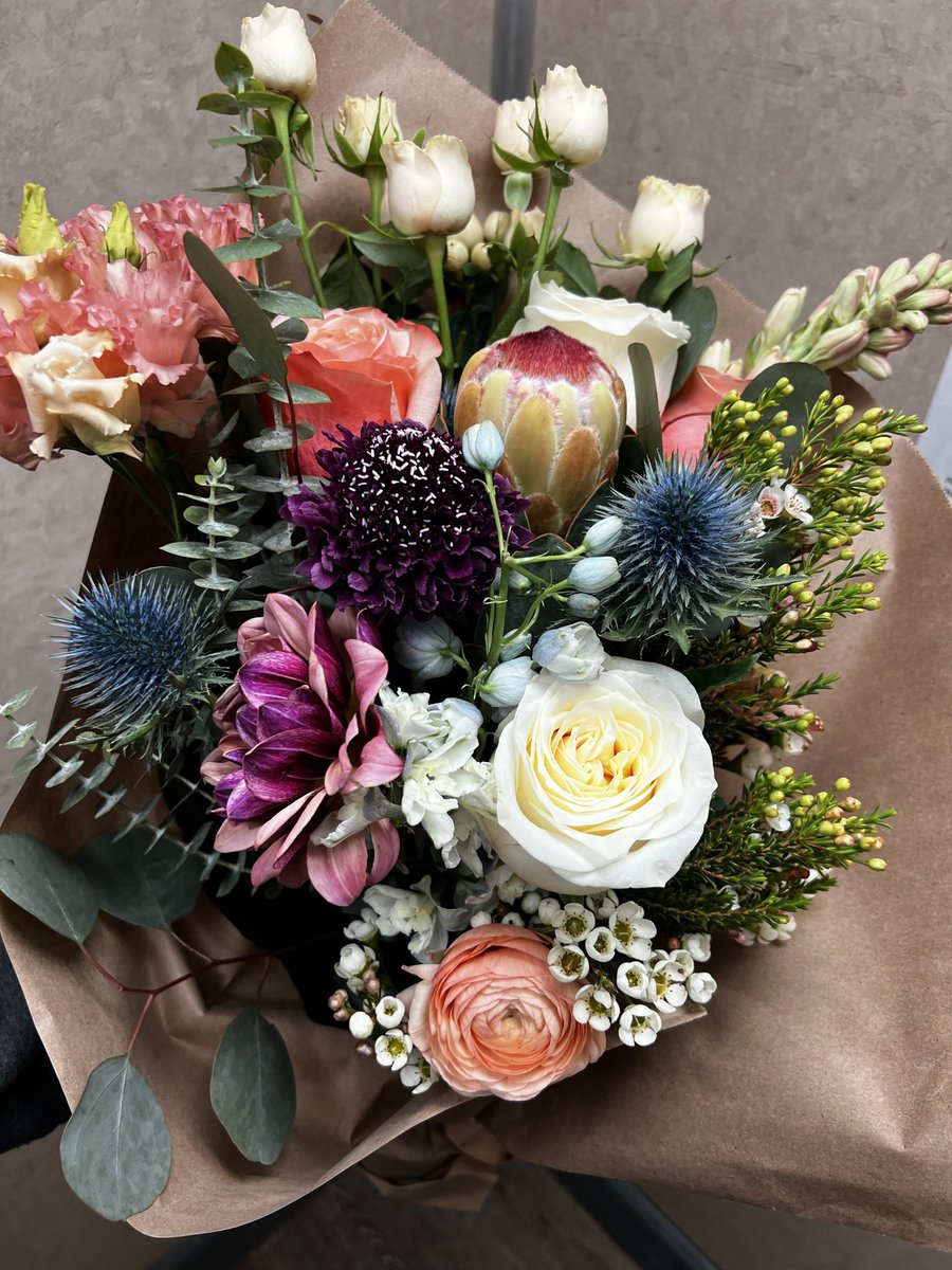 fatheadmonii's tweet image. UI/UX webinar all day @ home #comfortable #boujetto