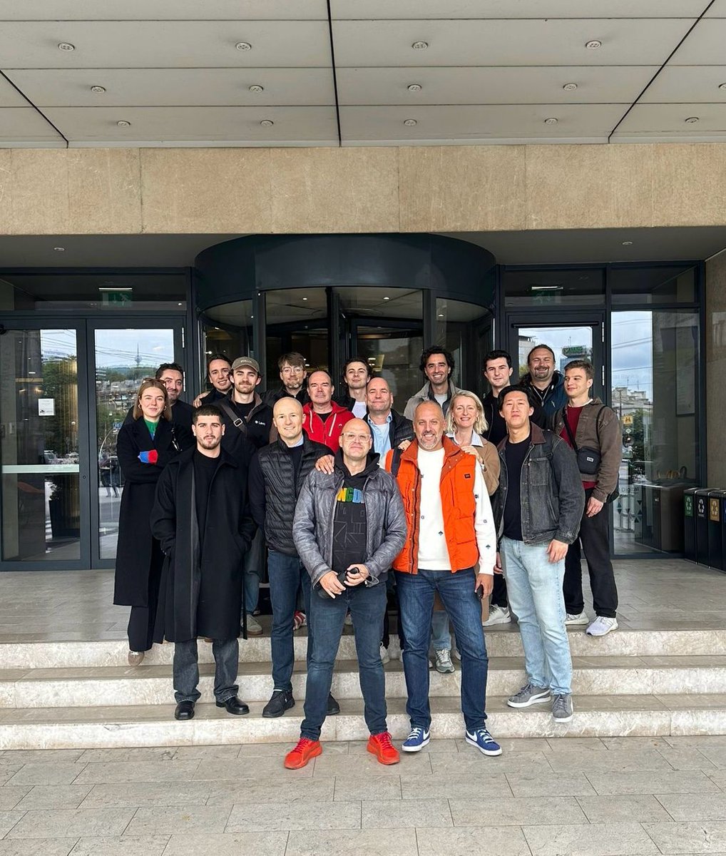 Techstars's tweet image. Sarajevo’s startup scene is buzzing and we are thrilled to be a part of the momentum.
At the city’s first-ever Slush’D, Piotr Godzinkski moderated the Techstars session, where 3 founders from the Startup Community Partnership Founder Catalyst Ali Zaimović, Elvis Pivić, and Anur…