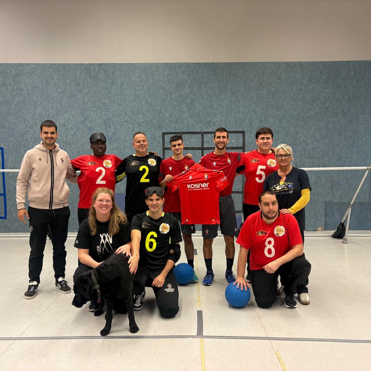 Fundación Osasuna estuvo presente ayer en un entrenamiento de GoalBall Navarra en el CPEIP El Lago de Mendillorri.

👇 Consulta toda la información en nuestra web.

buff.ly/PMg9bJz