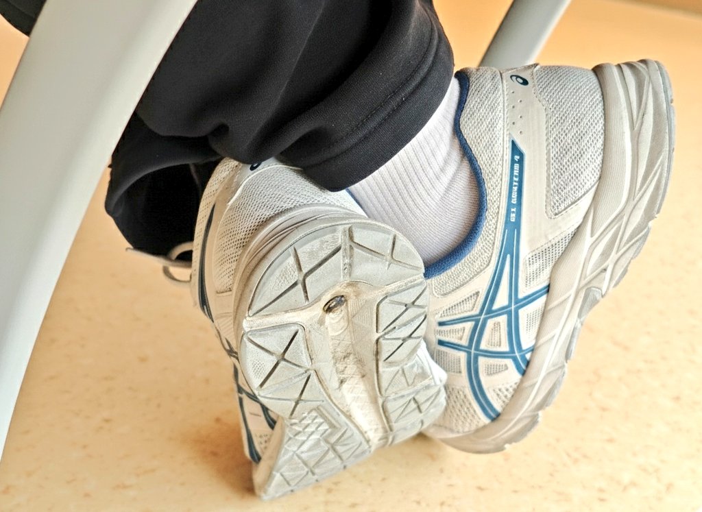_legend_chang's tweet photo. White Sock Street Snap 4563
白袜街拍4563
ASICS
#WhiteSock #白袜 https://t.co/5UrNPXrolo