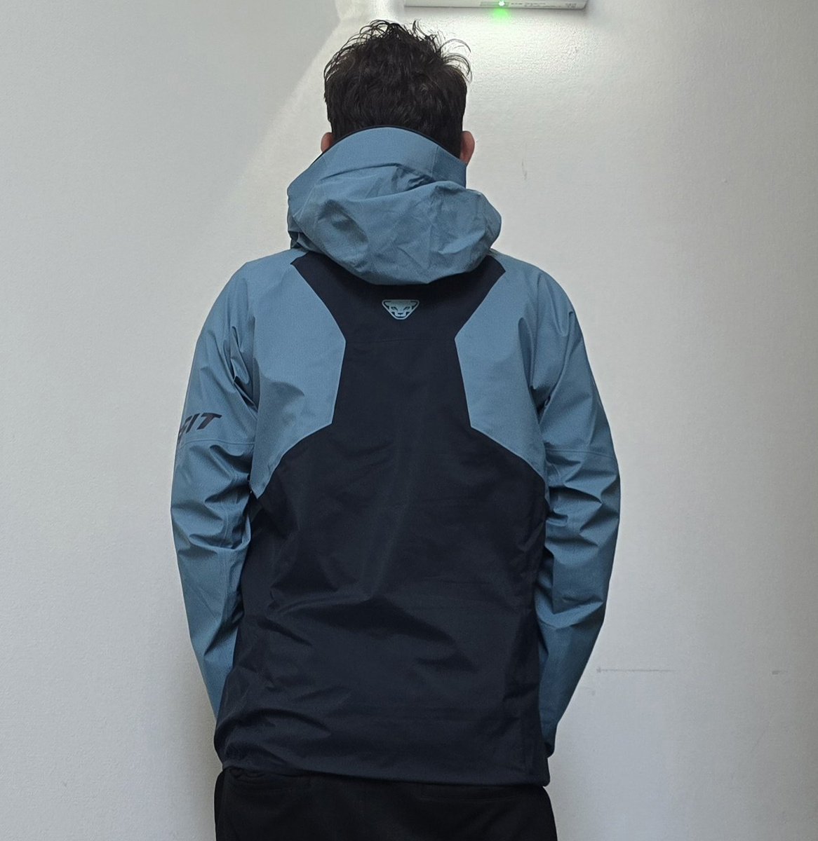 JacketPlay tweet media