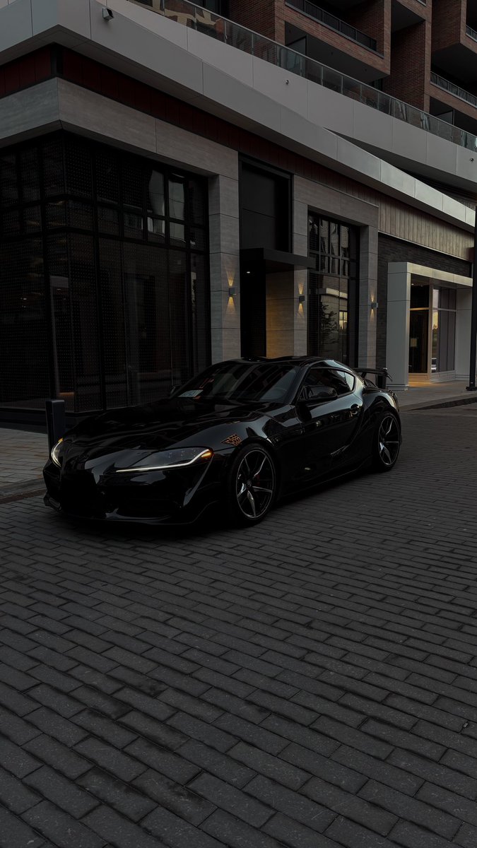 roshawnsilva's tweet image. In Grade 12 I used my lunch money to buy my first ever crypto… and it was $XRP

Everyone told me it was stupid.
Everyone laughed when the market crashed.
Everyone said “crypto is dead.”

I remember trading forex when I was 19 and seeing crypto hitting massive lows. 

$BTC under…