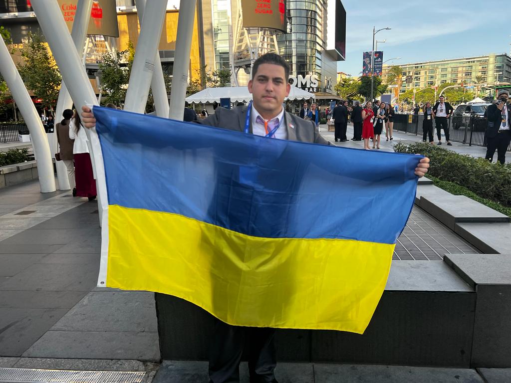 FelixLlerenaCUB's tweet image. As a #Cuban, I am immensely grateful to you, your government, and your people for this courageous decision.

And I reaffirm that we #Cubans are oppressed by the same Stalinist boot that your people suffered.

And we are not with Putin; WE ARE WITH UKRAINE.

@UKRinCUB @UKRinLTU