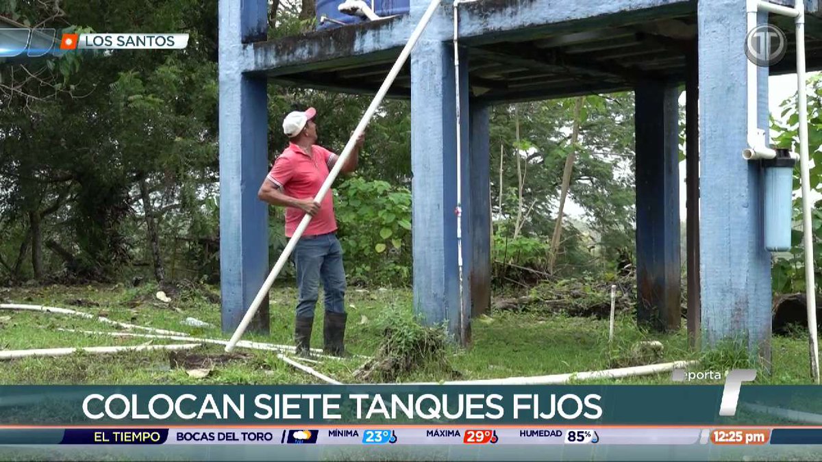 En el distrito de Tonosí las autoridades locales preparan la estrategia para la distribución de agua, ante las inundaciones por el desbordamiento del Río Tonosí.  Se definió el Instituto Profesional y Técnico Agropecuario, como punto de partida de los camiones que distribuirán el