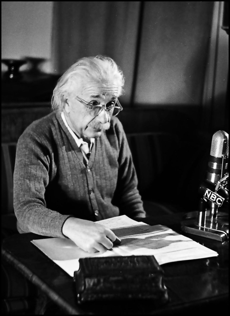 PhysInHistory's tweet image. Everyone should be respected as an individual, but no one idolized.

-- A. Einstein