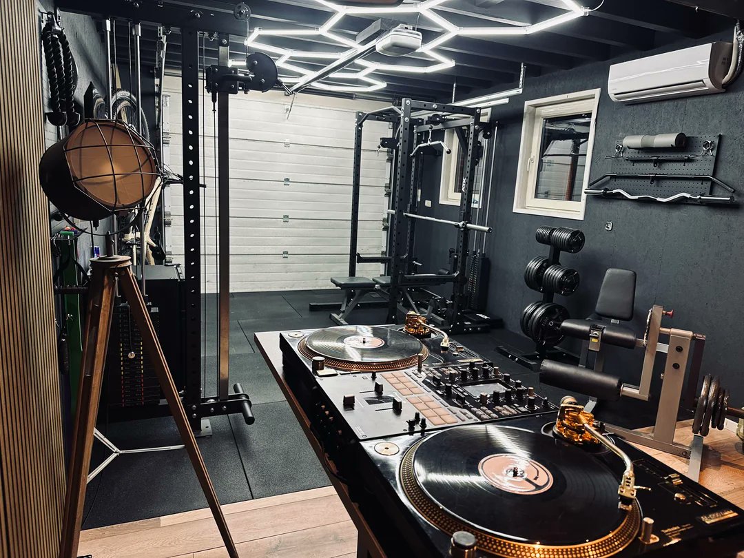 Cooper Mitchell tweet media