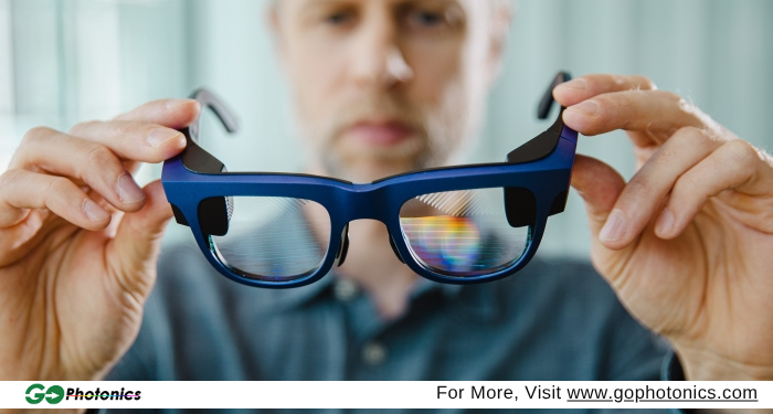 gophotonics's tweet image. SCHOTT Achieves Breakthrough in High-Volume Production of Geometric Reflective Waveguides

Read More ow.ly/f9jm50XjE4Y

#SCHOTT #geometric #reflective #waveguide #AugmentedReality #devices #smart #vacuum #coating #wafer #optical #glass #photonics #Insights #INDUSTRY #NEWS