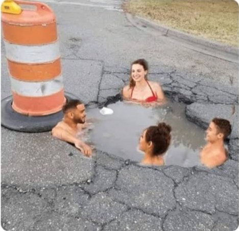 Spotted @humidifi_ team discussing about launching $WET  token through Jupiter's ICO platform DTF