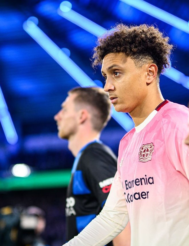 ActuFootMaroc's tweet image. 𝗕𝗘𝗡 𝗦𝗘𝗚𝗛𝗜𝗥 𝗘𝗦𝗧 𝗥𝗘𝗠𝗣𝗟𝗔𝗖𝗘́ 𝗔̀ 𝗟𝗔 𝗠𝗜-𝗧𝗘𝗠𝗣𝗦 ! 😬🇲🇦

1️⃣ 1/6 dribble réussi.
0️⃣ 0/2 centre réussi.
🤐 13 perte de balle.
5️⃣ 50% de duel remporté. 

Où est passé notre Eliesse... 😮‍💨