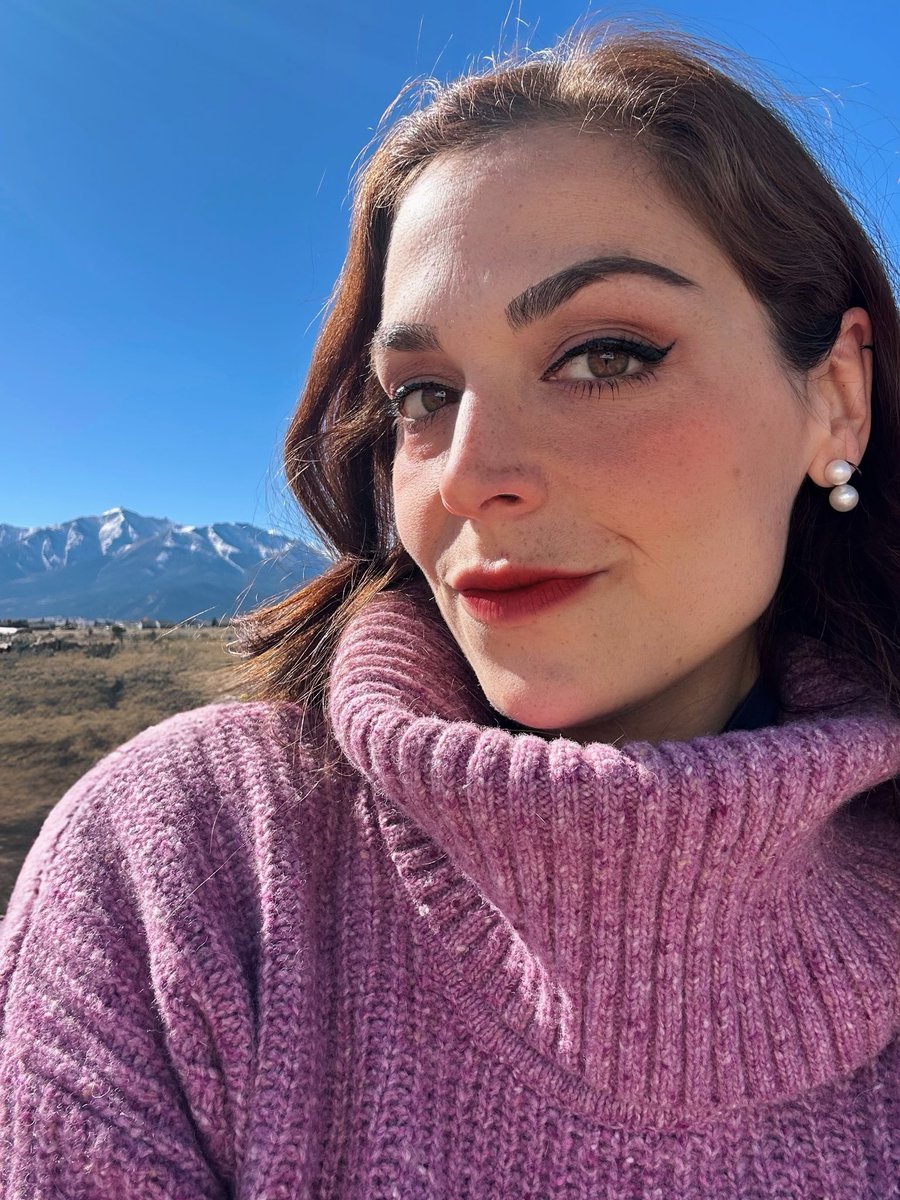 guess what? As of today the minimum session time you can book with Me is 90 mins, a sweet spot for going *at least* deep enough to where I want to bring you. I’ve flirted with the idea of nixing 1 hours for a few years now, and now I have.❤️Yay! I no longer grant 1 hour bookings.