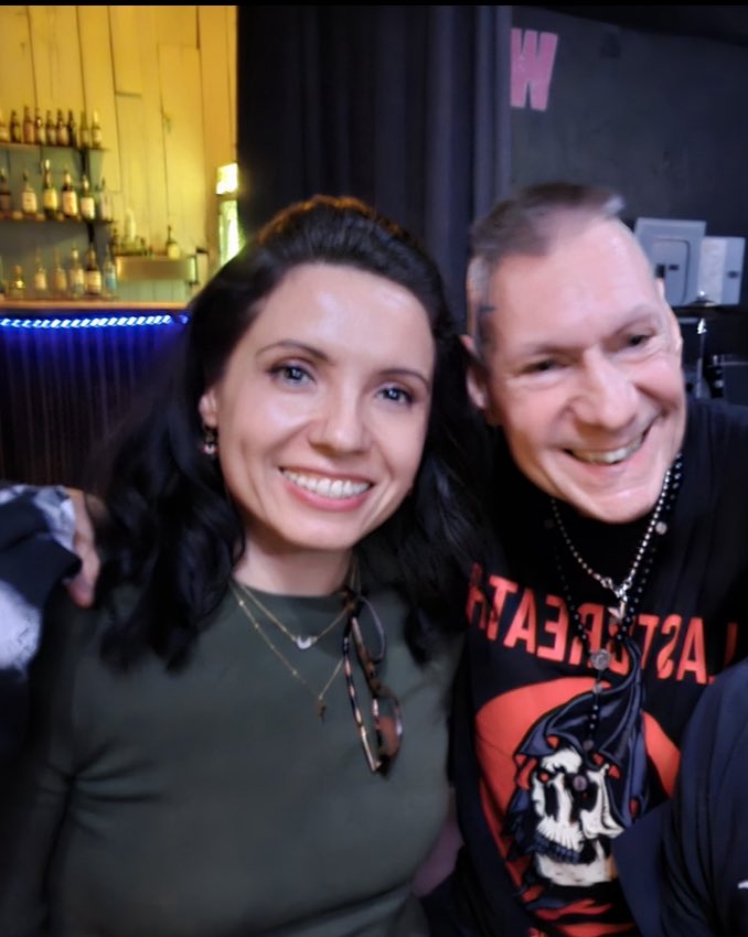 20 años de diferencia entre estas imágenes, aquí con la leyenda de Stigma  de Agnostic Front