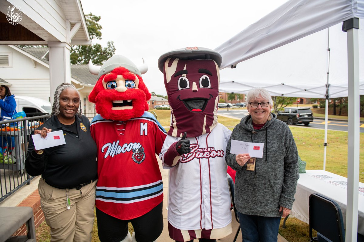 MaconMayhem's tweet photo. 🍂 Mac had a blast hanging out at the Georgia Department of Corrections Fall Fest! 🎉 Thanks for having us — we had an awesome time celebrating with everyone! 🙌
#AllOutMayhem #MaconMayhem #Community #FallFest https://t.co/PR1W2EJaf9