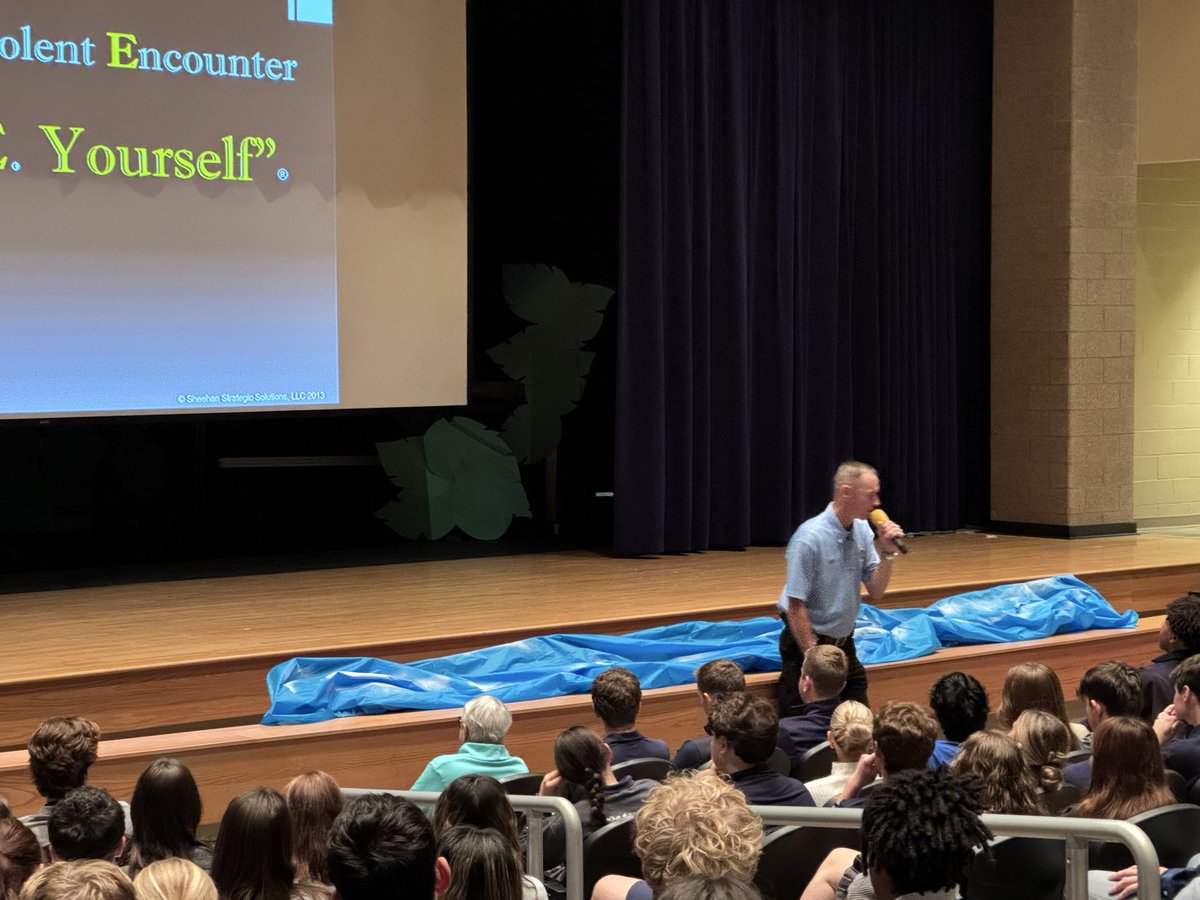 Appreciate Sheriff Sheehan joining us at school today to share with our students.