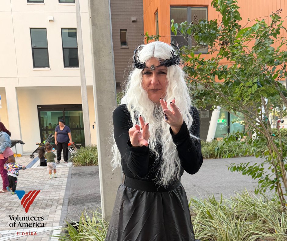 VOAFLA's tweet image. Innovare’s 2nd Annual Fall Festival was a blast!  From sweet snow cones and candy to a spooky haunted house, everyone had the BEST time celebrating the season together.  #InnovareFallFest #CommunityFun #FallVibes #HauntedHouse #SweetTreats #StPetersburgFlorida #VOAF #Halloween