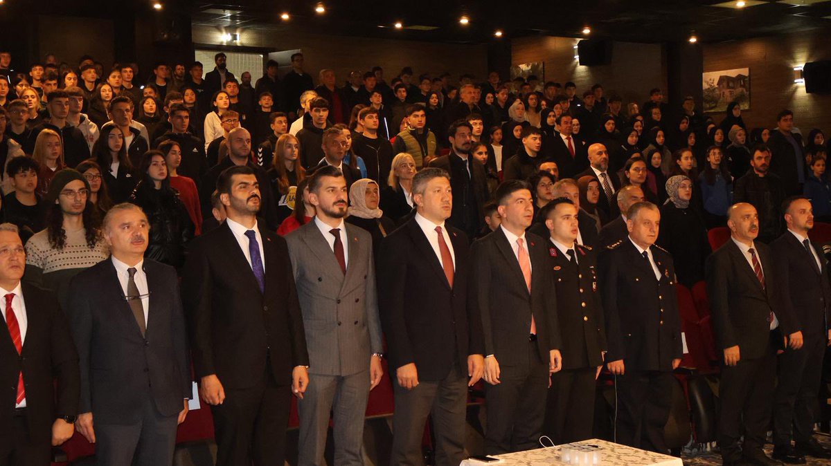 Cumhuriyetimizin kuruluşunun 102. yıl dönümü ilçemizde düzenlenen çeşitli törenler ile kutladık.
Bu vesile ile bu vatan için canını seve seve feda eden tüm şehit ve gazilerimizi minnet ve şükran ile anıyor; tüm vatandaşlarımızın “Cumhuriyet Bayramını” kutluyorum.