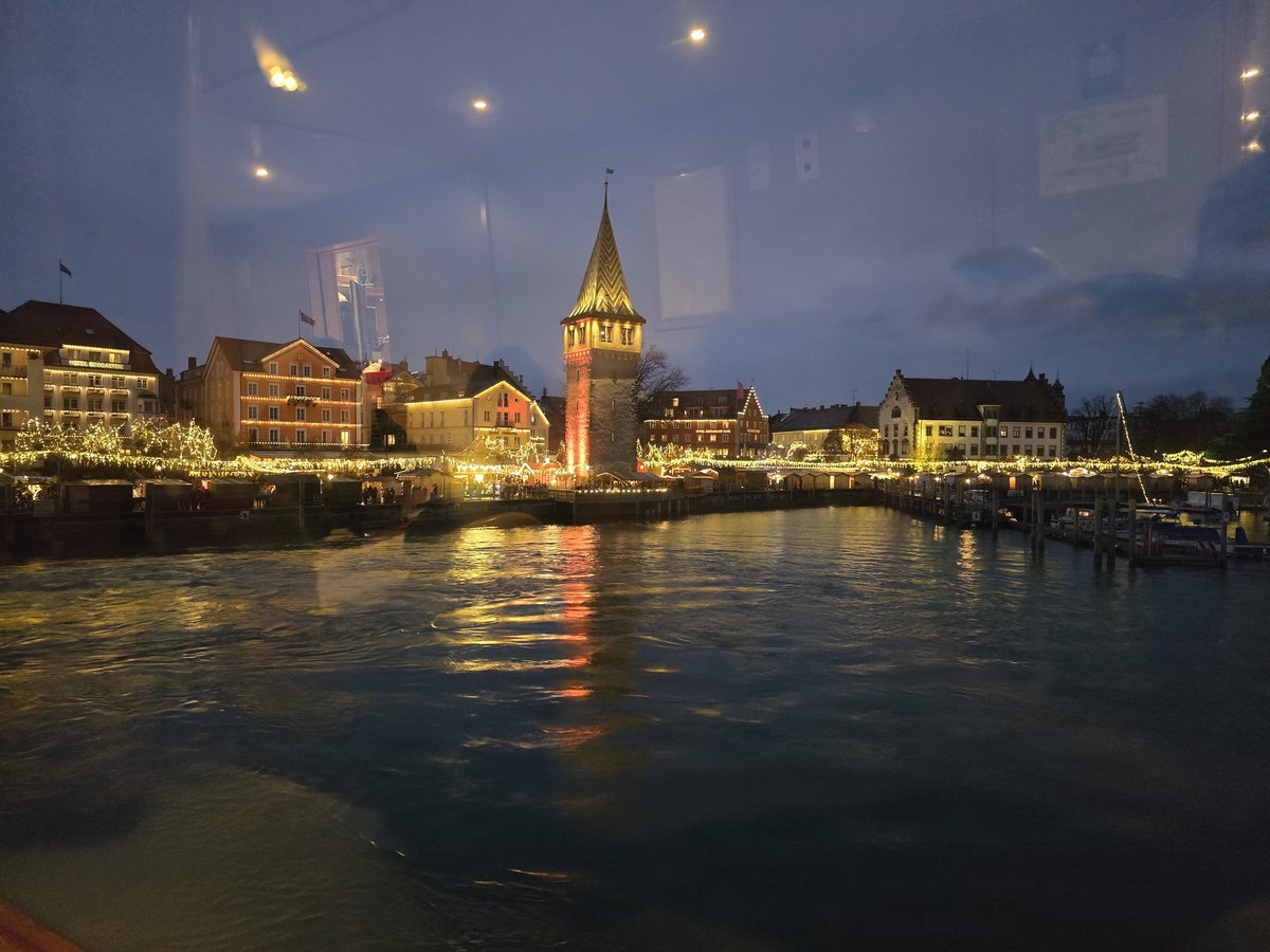 AdVGray's tweet photo. L'anno scorso è andata così....
#ulm #friedrichshafen #lindau #bregenz #innsbruck 
tra Arte, Cultura e Gatronomia!
Se vuoi vivere queste emozioni, scrivimi https://t.co/RnhDyQ9qRe