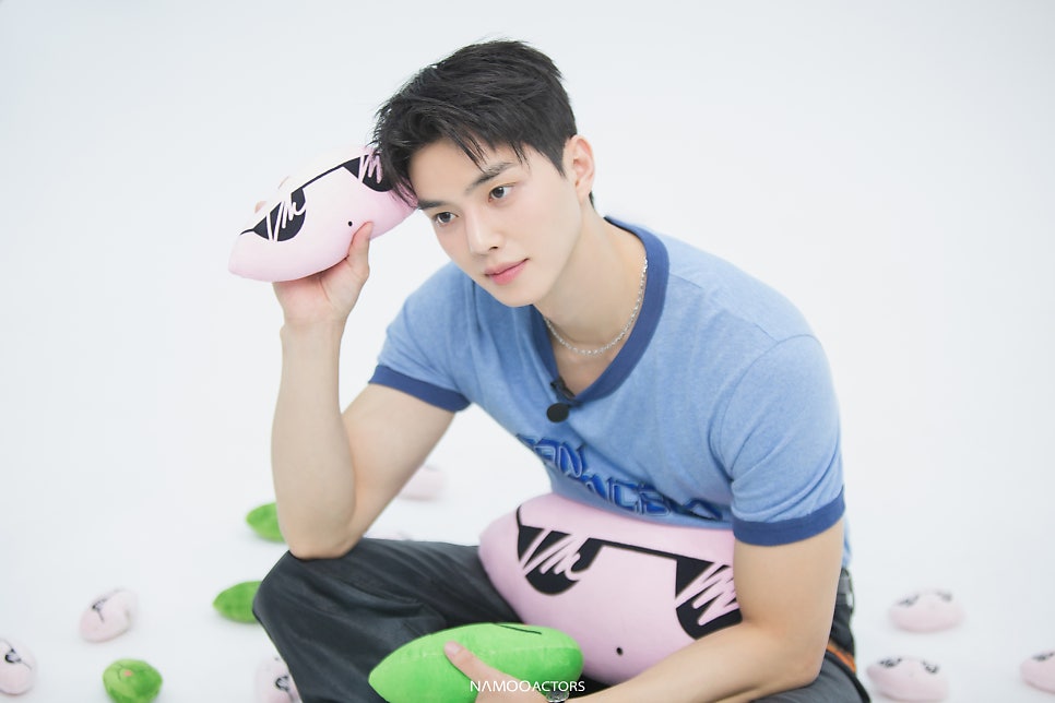 SongKangLATAM's tweet photo. 📰 | [INFO] — Namoo Actors ha creado un formulario para recibir preguntas y mensajes de apoyo para Song Kang el día de su fanmeeting en Seúl.

Si quieres participar entra a este link: https://t.co/BZwRqcGESv y responde las preguntas 🙌🏻

#SONGKANG #SONGKANGFANMEETING_ROUND2 https://t.co/yFKc4O5frF