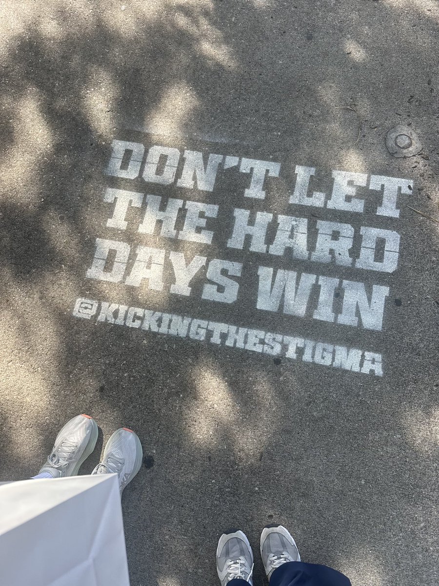 KickingStigma's tweet photo. 💙 https://t.co/IeulXtzIdA