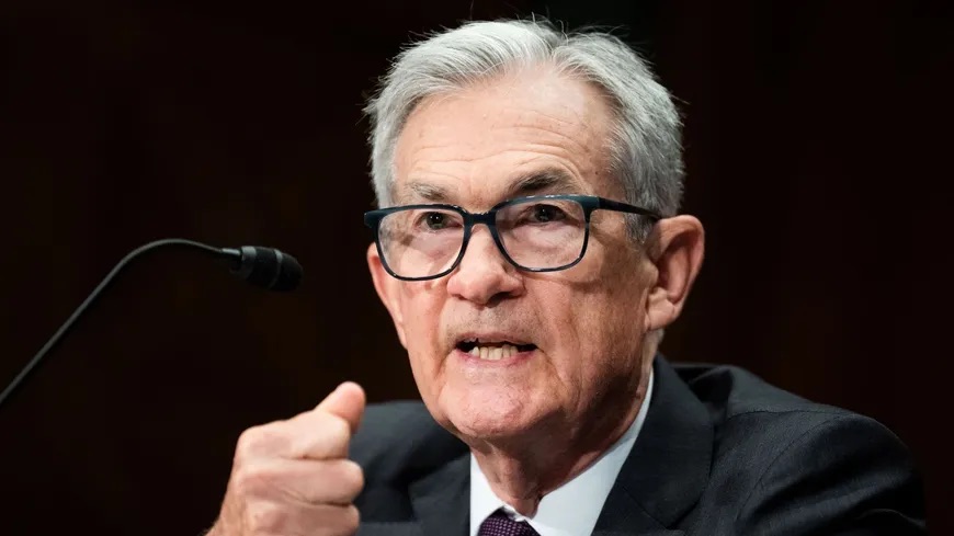 🇺🇸 Jerome Powell déclare qu’une nouvelle baisse des taux en décembre est loin d’être assurée.
