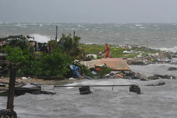GAFollowers's tweet photo. Arthur M. Blank’s nonprofit is giving $2.5 million to help people affected by Hurricane Melissa. The money will go to organizations providing food, emergency aid, and relief in the Caribbean. 🙏 https://t.co/vwbjdCG3Om
