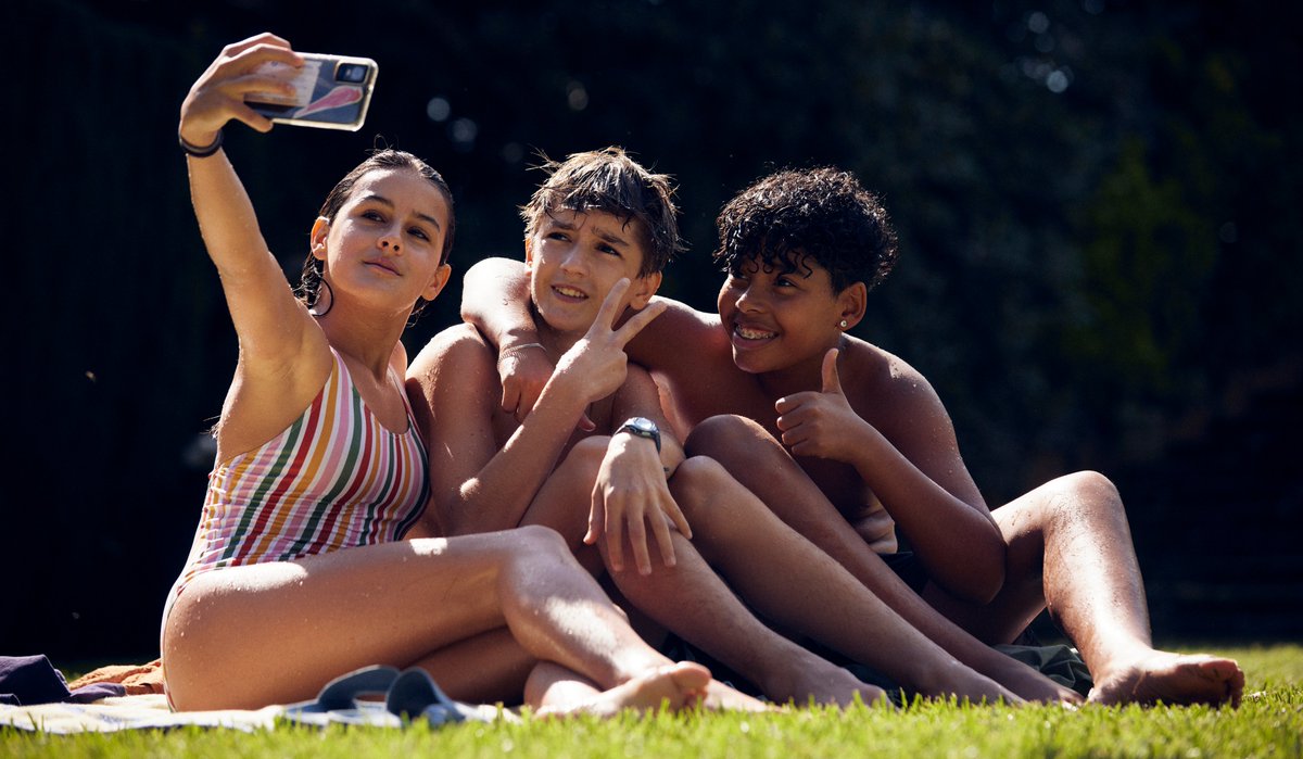 fuertecito's tweet image. Qué complicado lo que cuenta PUBERTAT y qué acertado y valiente su enfoque. Aplaudo a Dolera por un tratamiento tan matizado y poliédrico, por abrir el diálogo y abordar el problema desde lo instructivo y conciliador. Emoción real. Interpretaciones de 10. Una gran miniserie.