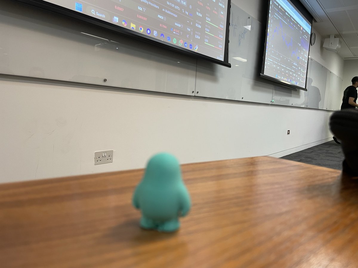 kcl_blockchain's tweet photo. We hosted an introductory session on DeFi. To be more specific, we covered from how to use Defillama, Jupiter, l2beats, solscan. We also covered some concepts like DEXs, Lending protocols, perpetual trading, and etc.

lots of things to learn!! and more is coming in the future👀✨ https://t.co/OjabzR4qzU