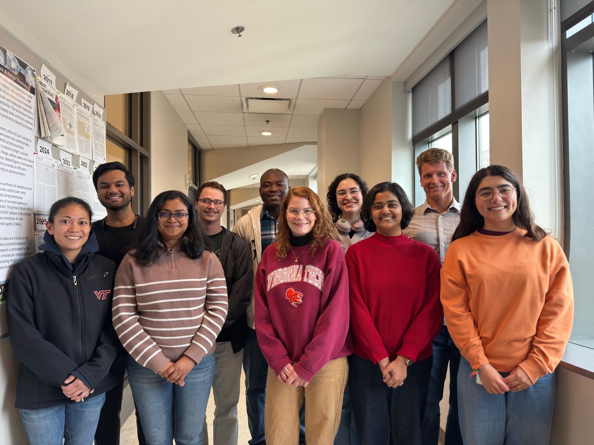 MatsonLab_VT's tweet image. Matson crew is ready with another brand new group picture!!