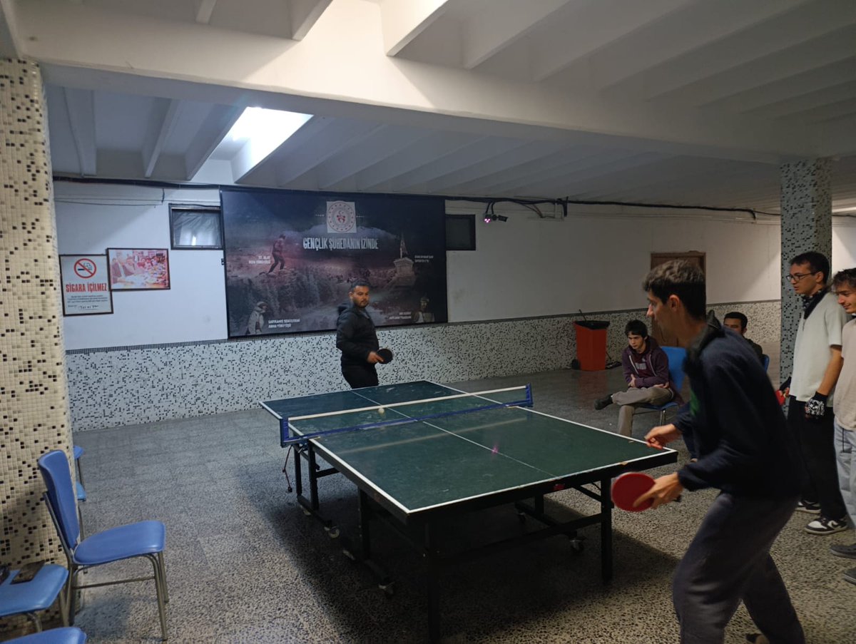 KonyaKYGM's tweet photo. 📍 Alaaddin Yurdu

​Cumhuriyetimizin 102. Yıl Dönümü coşkusunu, düzenlediğimiz Cumhuriyet Masa Tenisi Turnuvası ile taçlandırdık. 🏓 
Öğrencilerimiz, bayram heyecanıyla birleşen tatlı bir rekabet içinde hem eğlendi hem de spor yaptı. 🇹🇷
@OA_BAK @gencliksporbak https://t.co/g4YE3ifri5