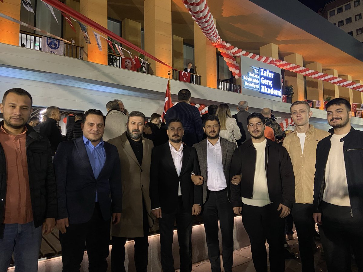 29 Ekim Cumhuriyet Bayramı'nda Ankara Büyükşehir Belediye Başkanımız Sayın Mansur Yavaş'ın öncülüğünde yapımı tamamlanan Zafer Genç Akademi'nin açılışına ardından büyük Cumhuriyet Yürüyüşü'ne katıldık.

Cumhuriyetin başkenti şehrimize yakışır şekilde bayramlarımızı kutlamaya