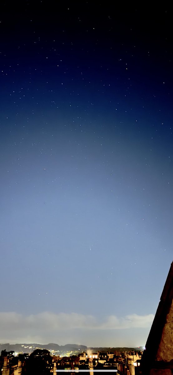 msrachelramsay's tweet image. Comet out to the west! #cometlemmon #comet 💫