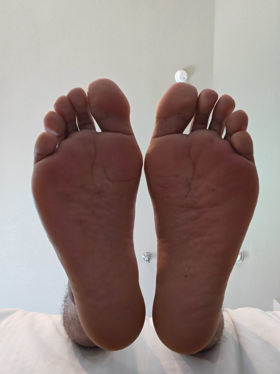 squartletick's tweet photo. Are you ready for the sessions of the #Ticklefest2025 #TKL #TickleFest a little of me to start, do you like it? ππͺΆ https://t.co/0deHvxJ84o