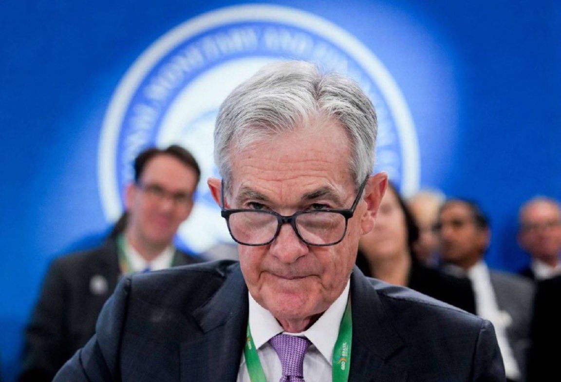 Arkn_crypto3's tweet image. 🇺🇸 The Federal Reserve rate cut decision will be announced in 3 hours. There’s a 98% chance of a 25 bps rate cut. 

What are your expectations?