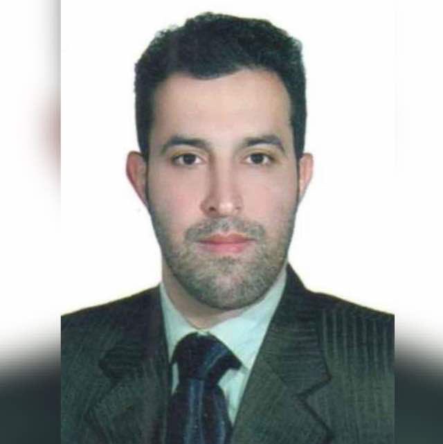 سعید شیخ، وکیل دادگستری، از سوی شعبه ۱۰۳ دادگاه کیفری دو تهران به ۱.۵ سال حبس، جزای نقدی و محرومیت از وکالت محکوم شده؛ گفته می‌شود علت حکم، فعالیت در فضای مجازی بوده.
اما طبق قانون، ابطال یا تعلیق پروانه وکالت در صلاحیت دادگاه نیست و تنها دادگاه انتظامی کانون وکلا حق رسیدگی دارد.