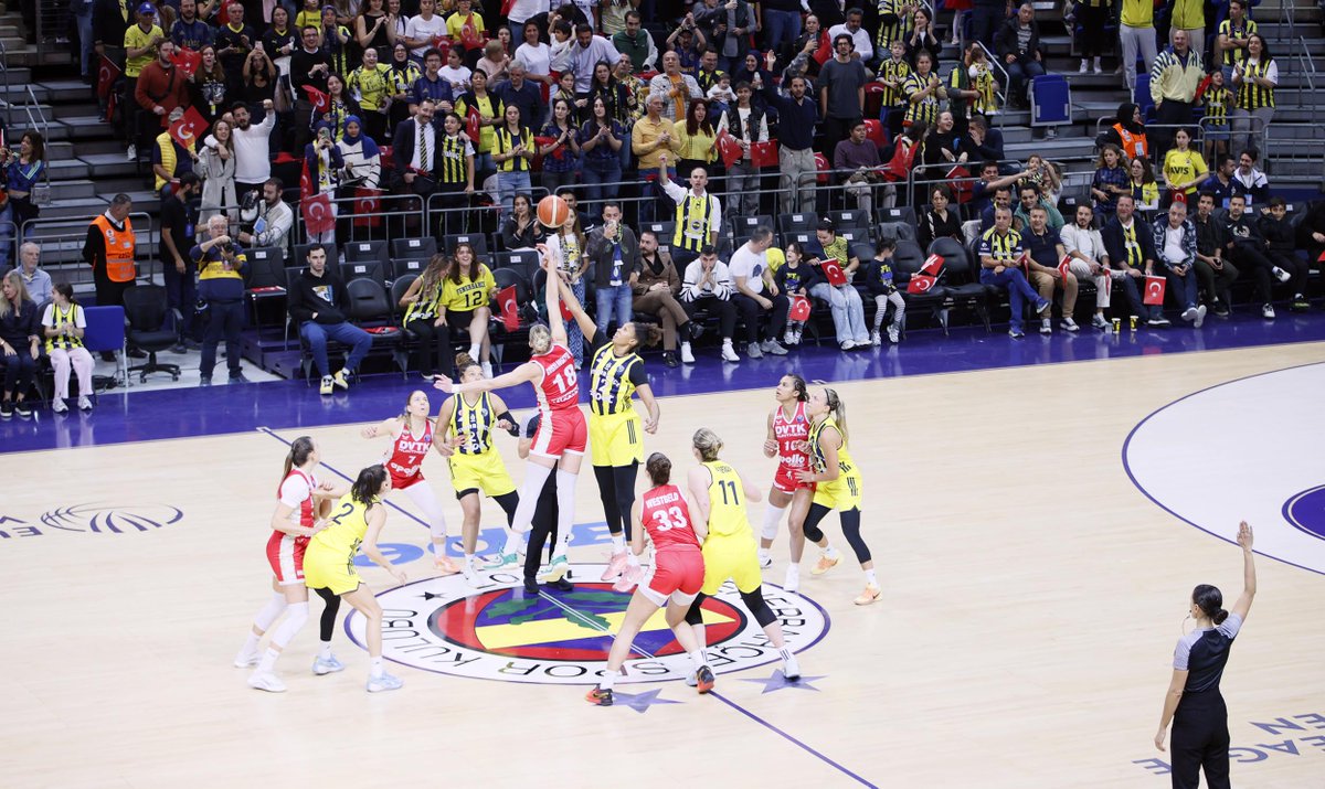 FENERBAHÇE OPET 113 - 65 DVTK HUNTHERM
EuroLeague Women 4. hafta maçı
29 Ekim Çarşamba

Ülker Spor ve Etkinlik Salonu’nda baştan sona üstün oynadığı mücadeleyi 113-65 kazanan ekibimiz, EuroLeague Women’da 4’te 4 yaptı. Mücadelede süre alan bütün oyuncularımız skora katkı verdi.