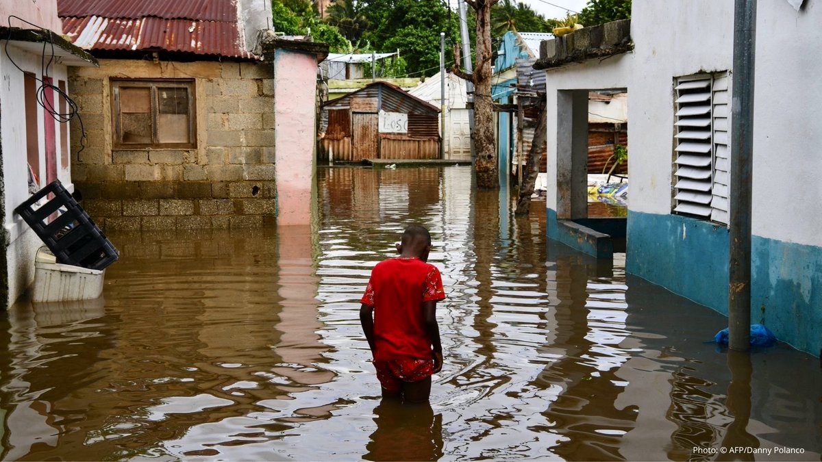 .<a href="/WFP/">World Food Programme</a> teams are on the ground right now, working with governments to deliver life-saving aid to families devastated by #HurricaneMelissa.

We're ready to rush emergency food &amp; relief to 1.1 million people across the Caribbean—but we urgently need resources to reach them.