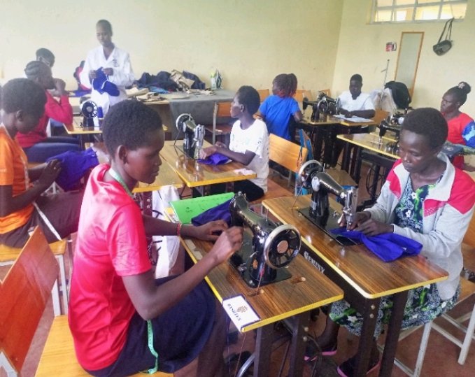 Gewckenya's tweet image. Empowering women, one stitch at a time! 
At GEWC, we train young women in sewing &amp;amp; tailoring  helping them gain financial independence and confidence.
Economic empowerment is key to ending GBV. 

#GEWC #EndGBV #WomenEmpowerment #TailoringSkills #SkillsForChange