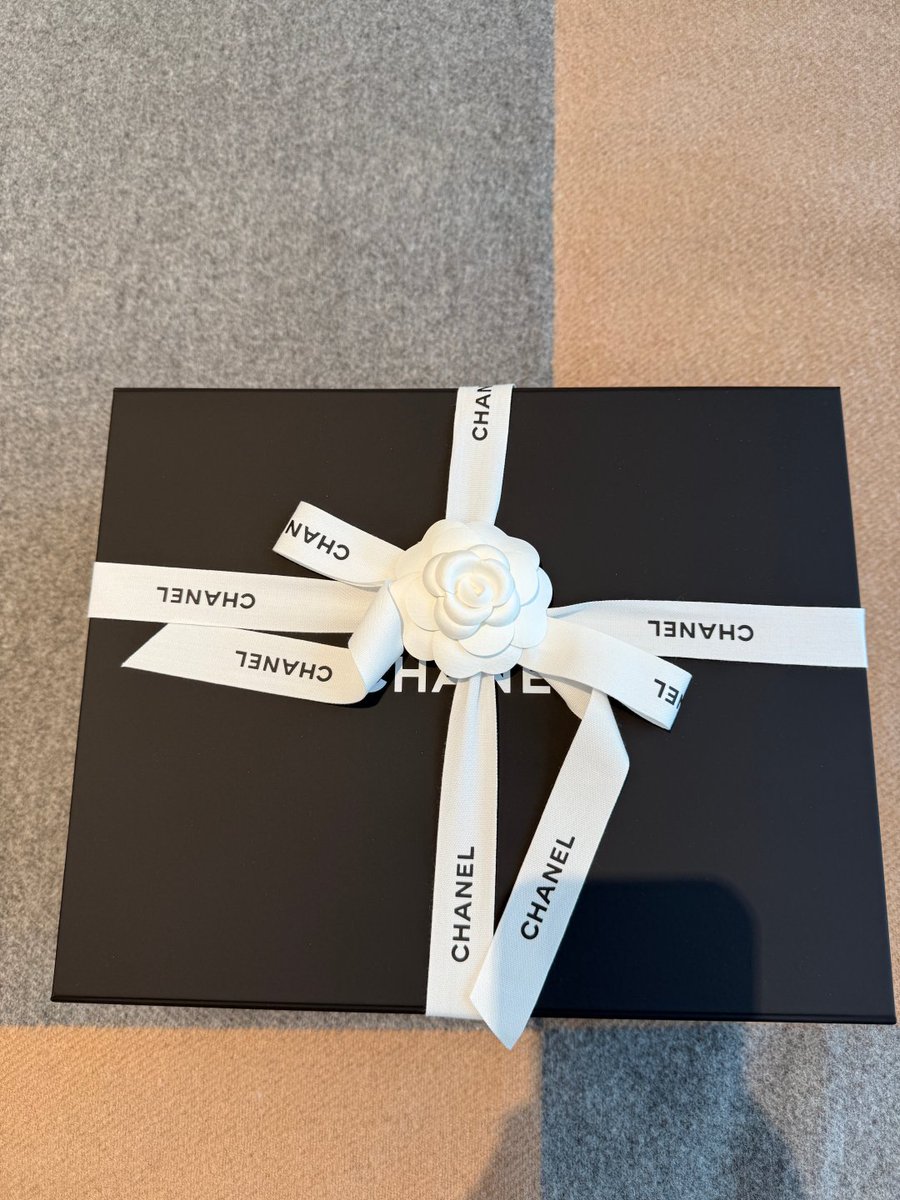 zxc_em's tweet image. All that is unknown is the beginning of anticipation.