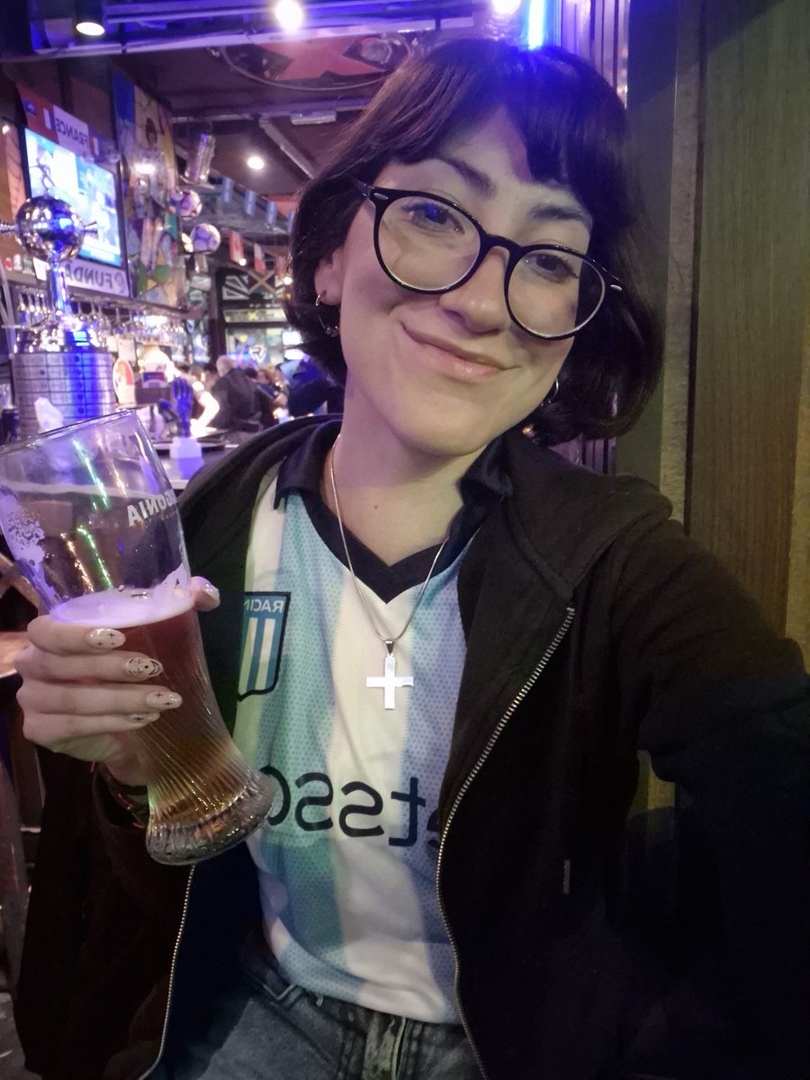 TRAJE ARTILLERÍA PESADA *la cruz que me regaló mi abuela*