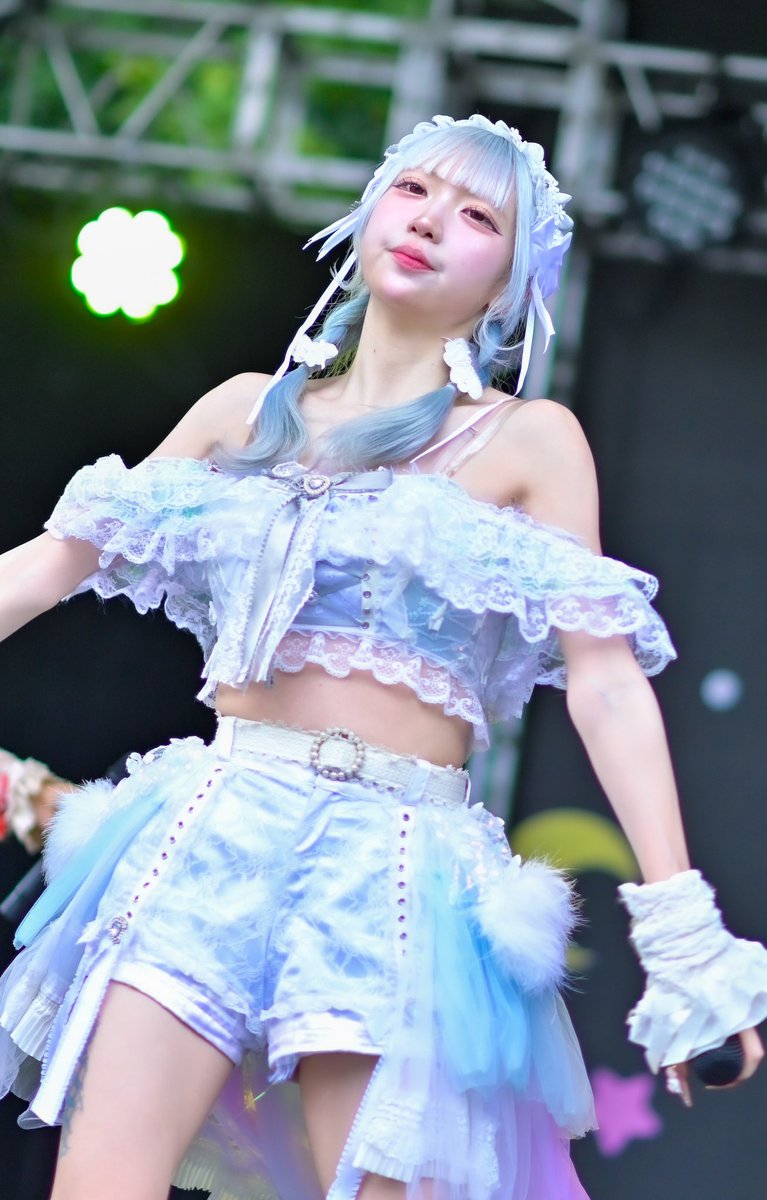 Chan17Hi's tweet photo. #AQA
#LivesFarm
#白羽りあ
@aqa_ria
#ライブ撮影
#めっちゃかわいい👼 https://t.co/6R1rCBCpgb