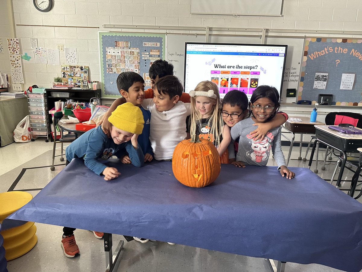 Mrs. Blau tweet media