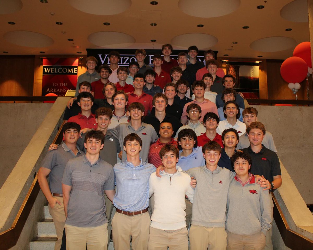 SigmaPi's tweet image. Don&apos;t miss your chance to join our 10 Stars Campaign! Help us meet our goal by October 31st! It’s give $10+ and ask 10. It’s that simple. Make your gift now at give.sigmapi.org/campaign/10-st…