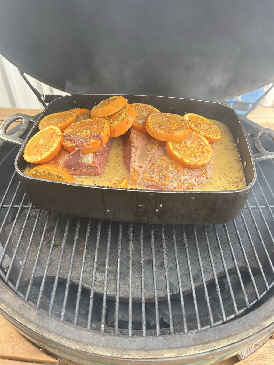 JJB McGill esquire Hoolz. living on McGill land tweet media