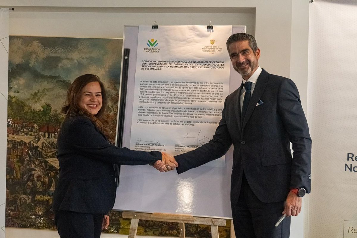 #PAZ La Agencia para la Reincorporación y la Normalización (<a href="/ARNColombia/">Agencia para la Reincorporación y la Normalización</a>) y el Banco Agrario firmaron un convenio para impulsar el acceso a crédito y la inclusión financiera de los firmantes de paz. 

El convenio, que quedará activo en la segunda semana de noviembre de este año,
